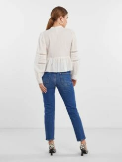 Titelseite -Outlet Y.A.S Store 26030370 StarWhite 004