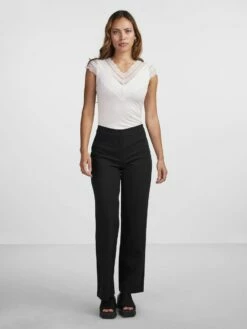 Titelseite 15 Y.A.S YASELLINA TOP